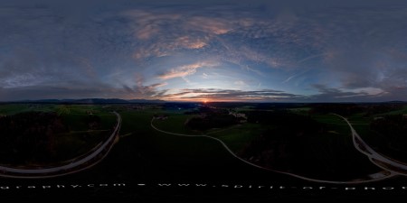 Sonnenuntergang an den Alpen